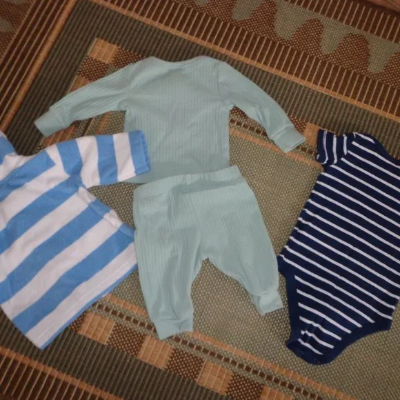 Lot of Newborn-6 mo. Baby Boy Clothing Assorted - Picture 3 of 12